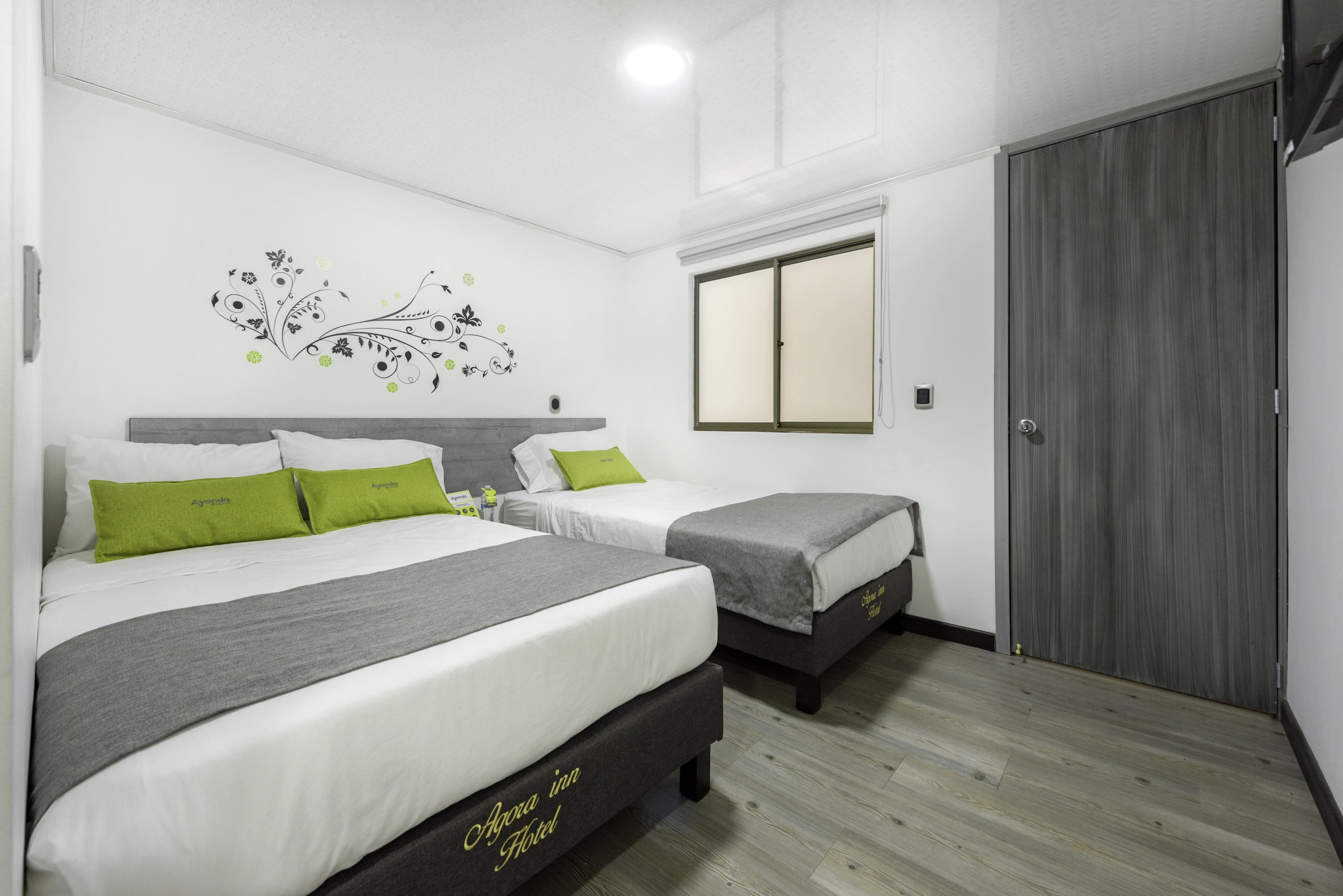 בוגוטה Ayenda 1024 Agora Inn Hotel מראה חיצוני תמונה