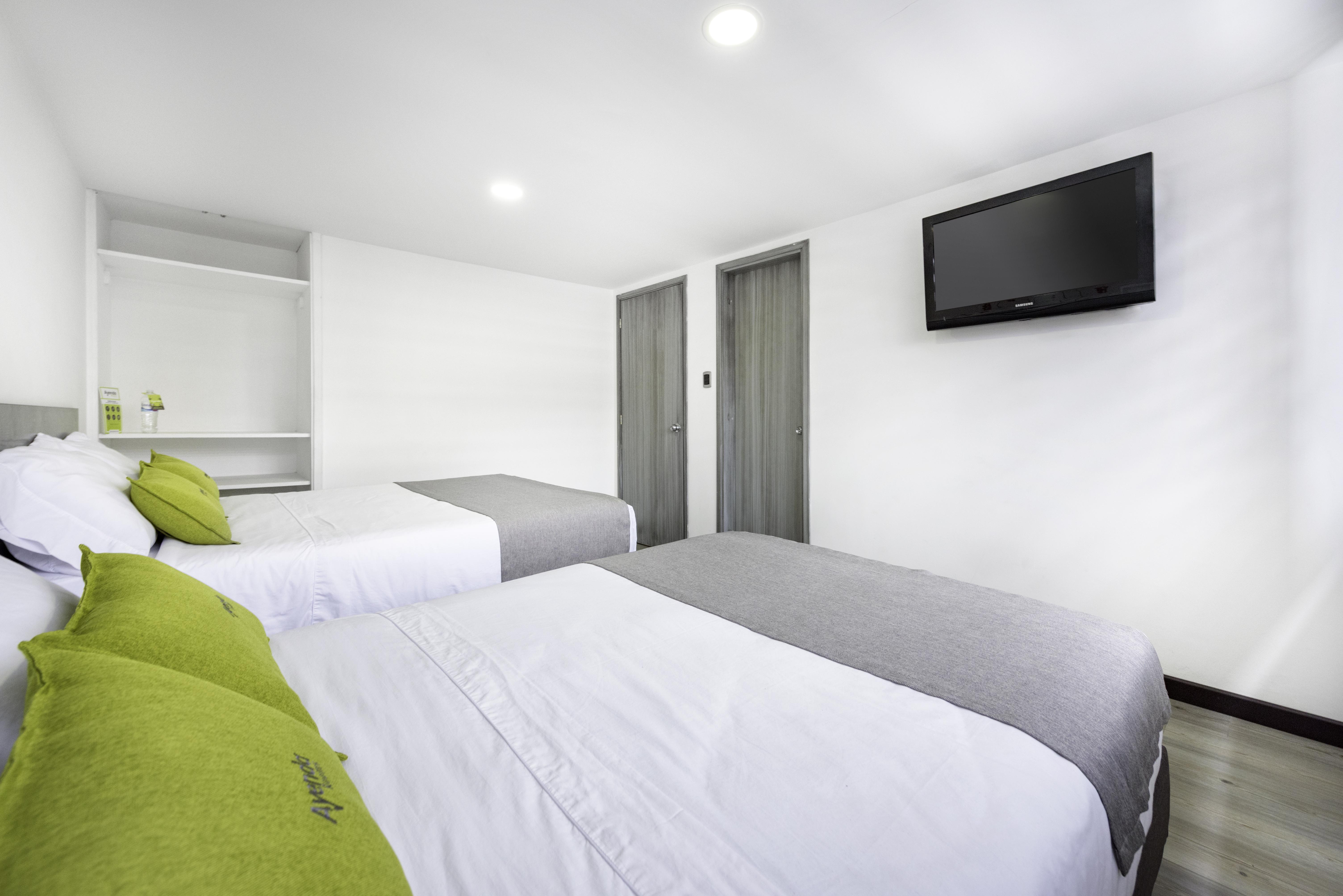 בוגוטה Ayenda 1024 Agora Inn Hotel מראה חיצוני תמונה